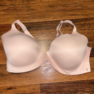 Victoria's Secret Blush Pink Bra